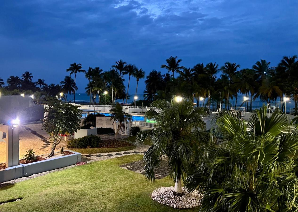 Beachfront Tropical Tantra Apartment ซานฮวน ภายนอก รูปภาพ