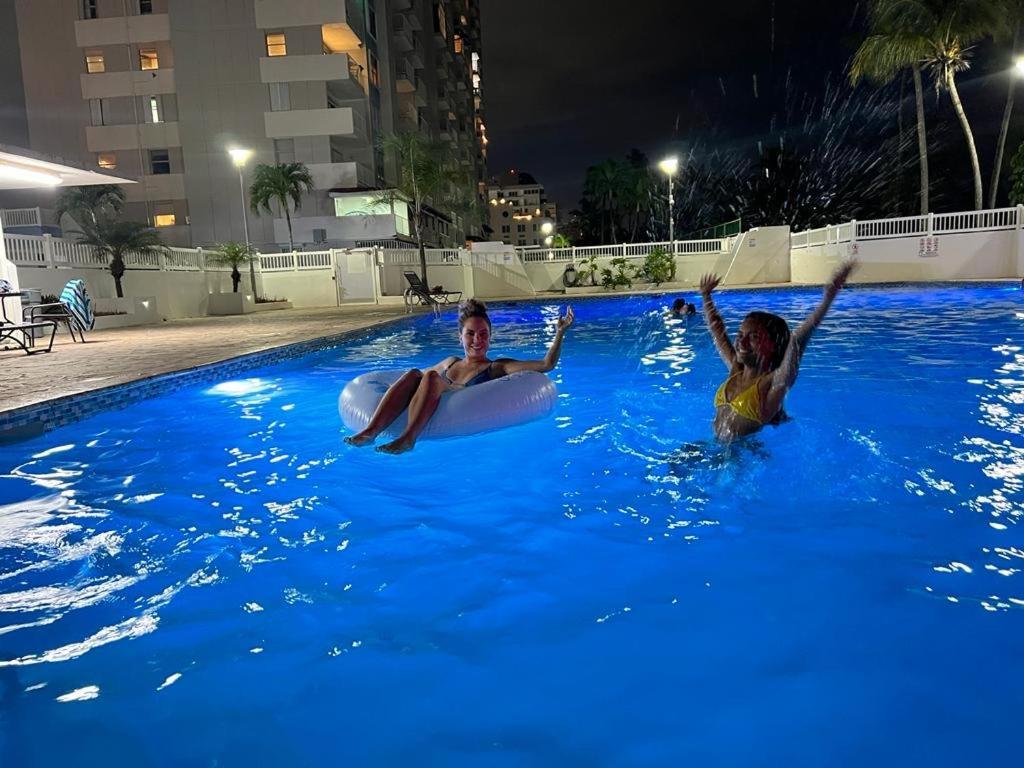 Beachfront Tropical Tantra Apartment ซานฮวน ภายนอก รูปภาพ