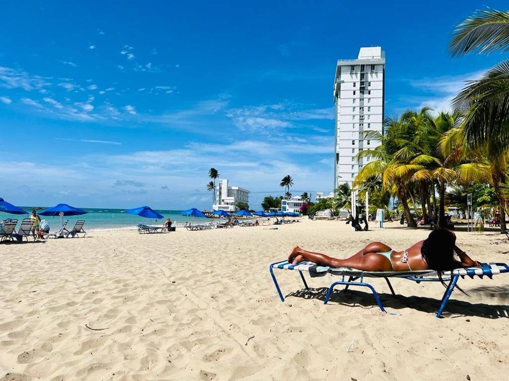 Beachfront Tropical Tantra Apartment ซานฮวน ภายนอก รูปภาพ