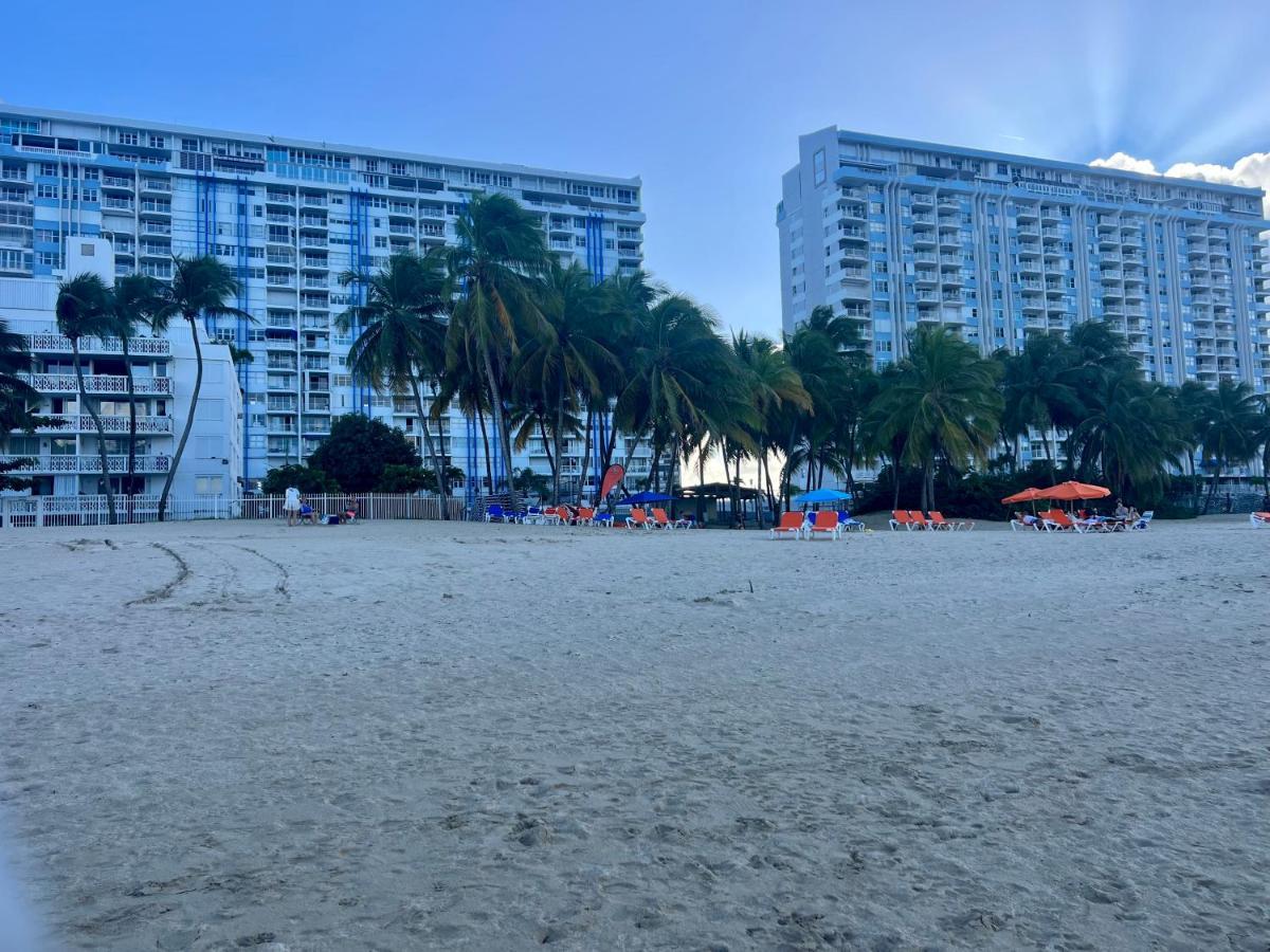 Beachfront Tropical Tantra Apartment ซานฮวน ภายนอก รูปภาพ