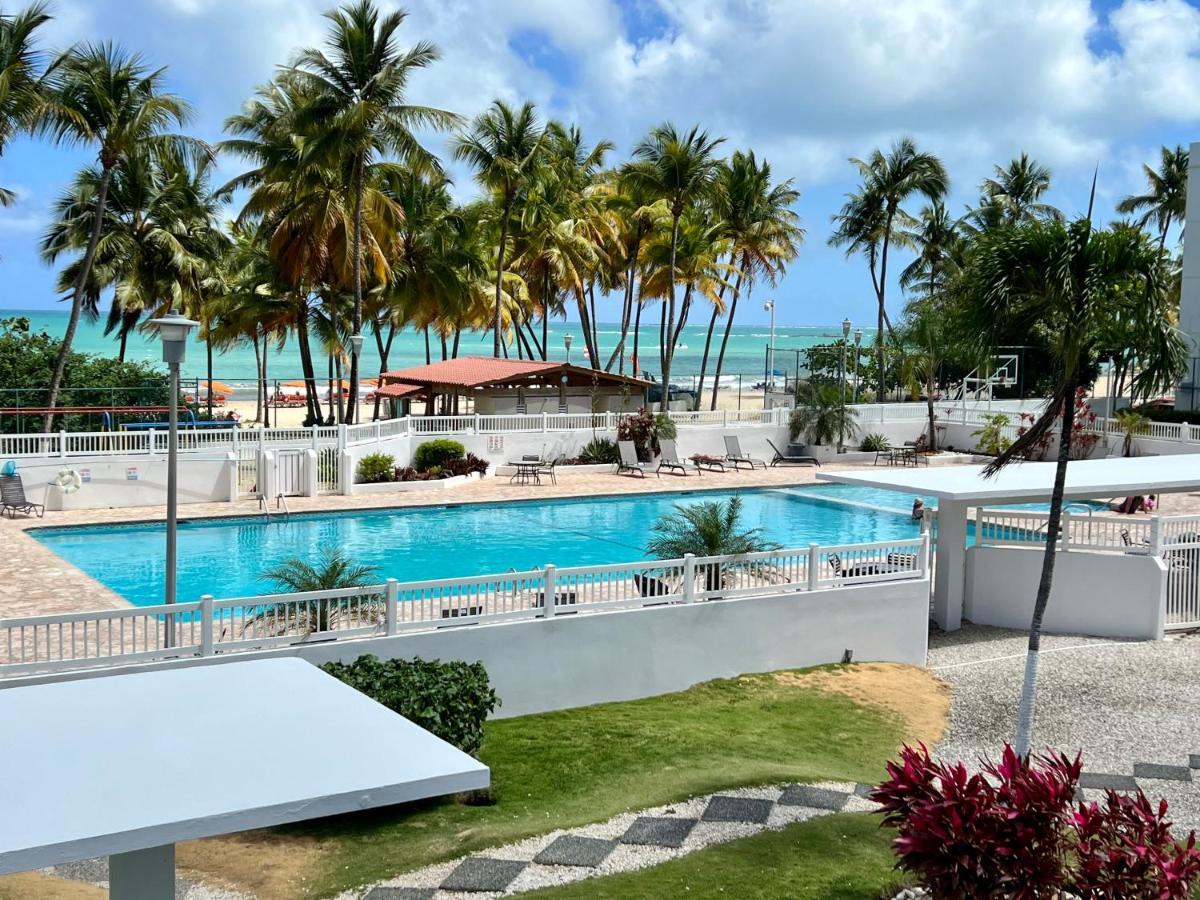 Beachfront Tropical Tantra Apartment ซานฮวน ภายนอก รูปภาพ