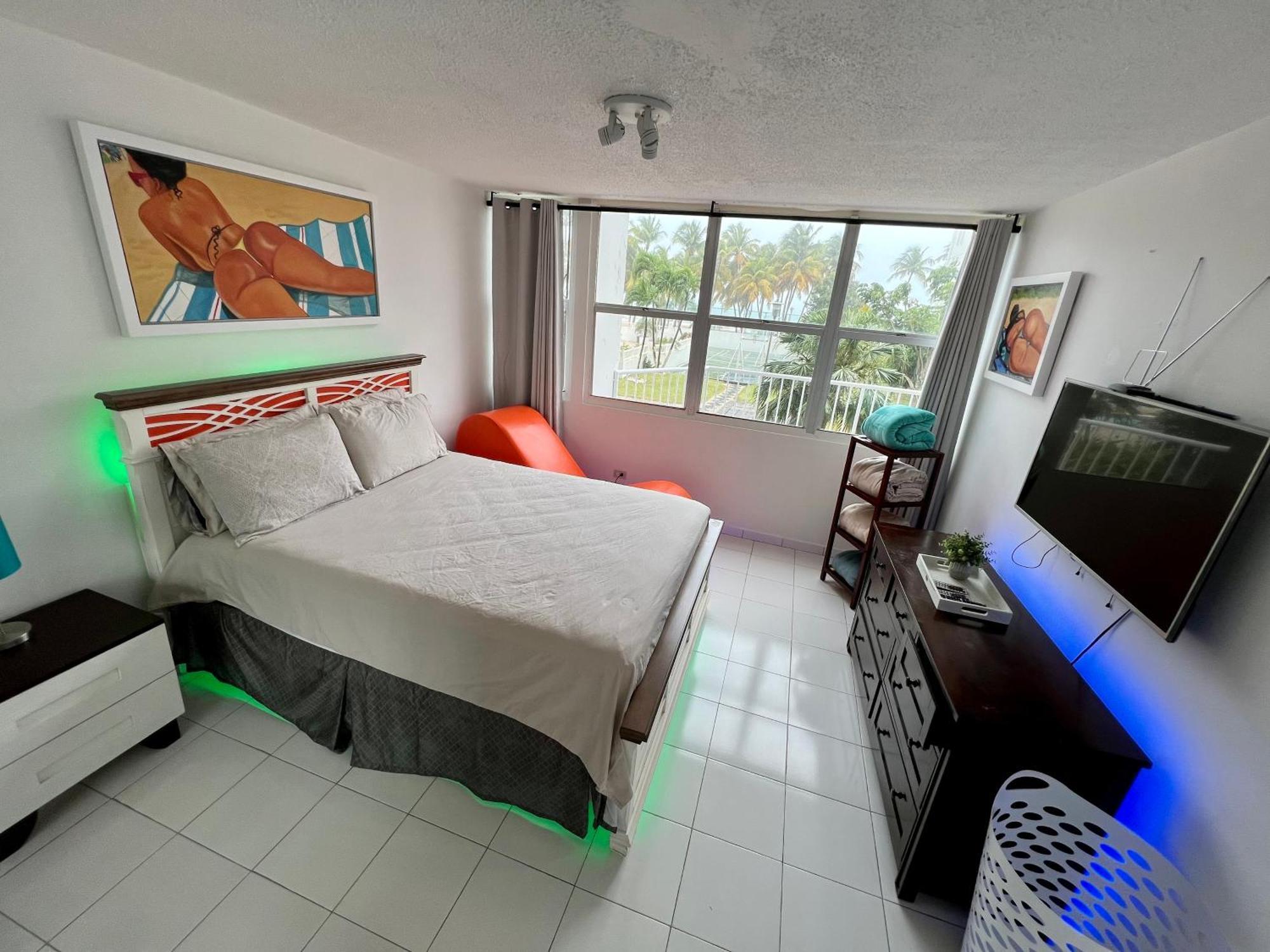 Beachfront Tropical Tantra Apartment ซานฮวน ภายนอก รูปภาพ