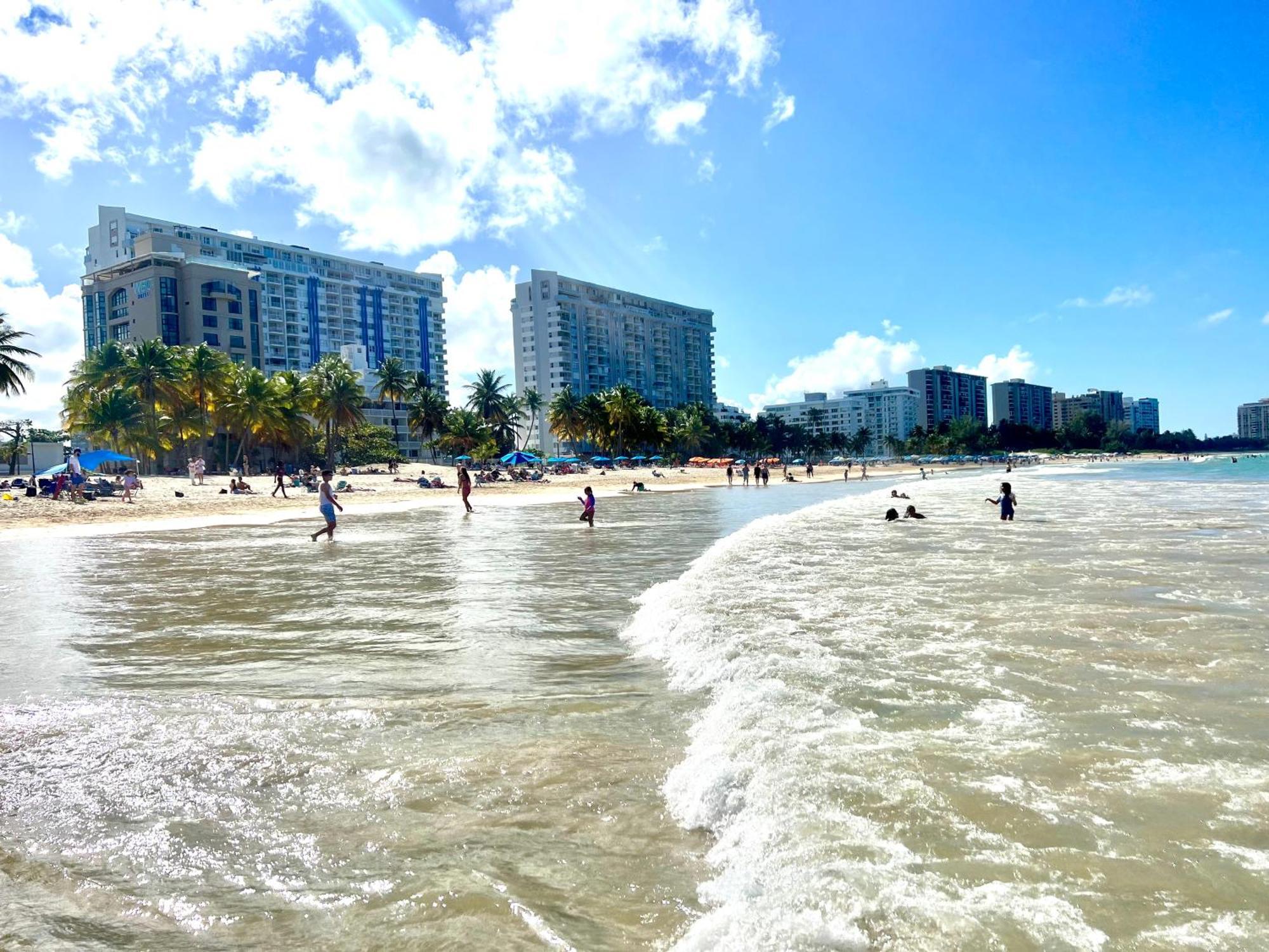 Beachfront Tropical Tantra Apartment ซานฮวน ภายนอก รูปภาพ