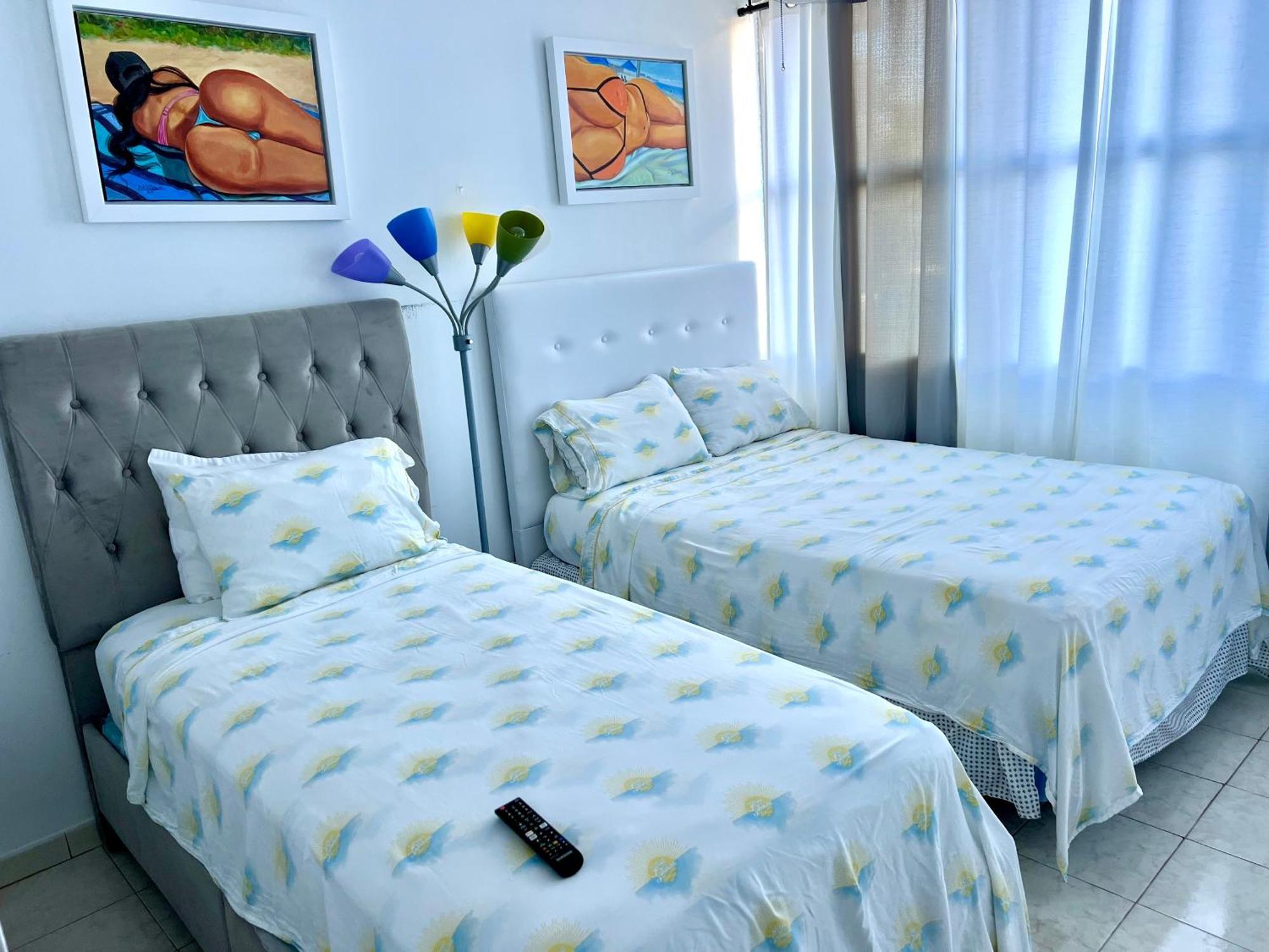 Beachfront Tropical Tantra Apartment ซานฮวน ภายนอก รูปภาพ