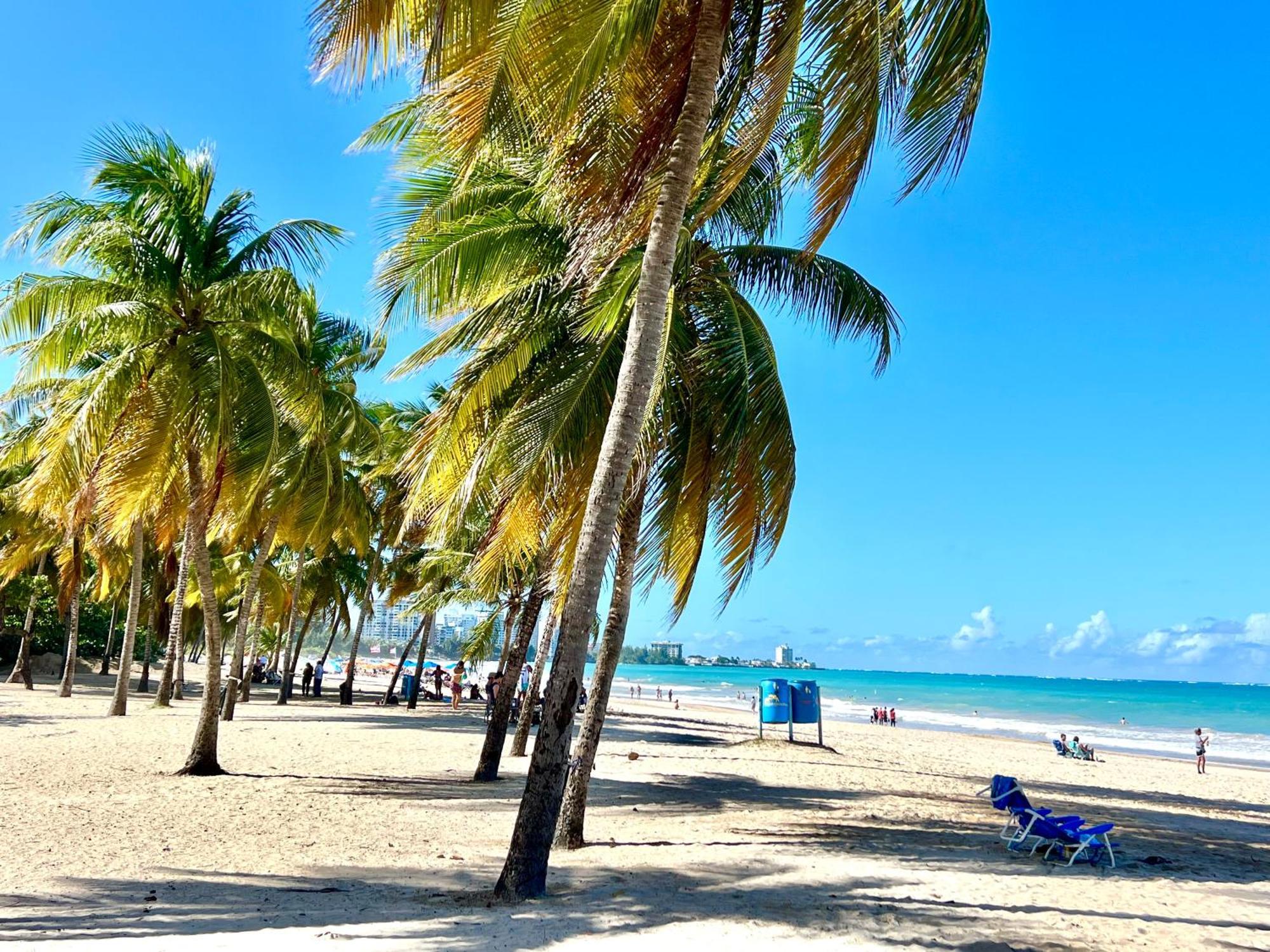 Beachfront Tropical Tantra Apartment ซานฮวน ภายนอก รูปภาพ